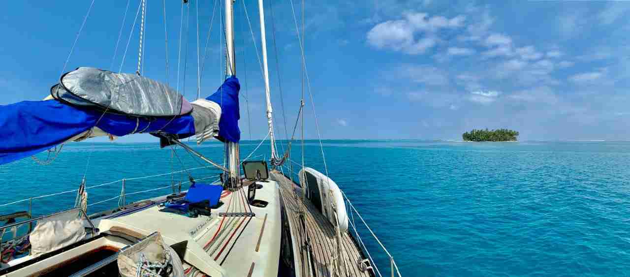 odara-sailing-boat-in-san-blas-islands-1