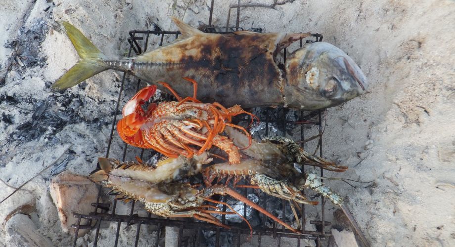 parrilla de pescado recién capturado